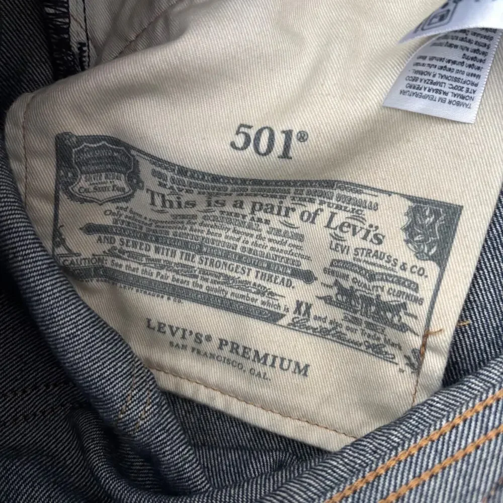 Levi's Premium Denim On The Borderline 005013592 501 Straight Leg Jeans 42 x 30